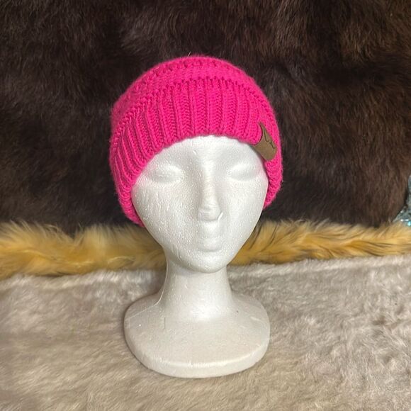 CC BEANIE OS (4200) - Picture 1 of 3